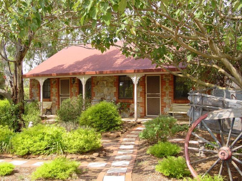Langmeil Cottages Танунда Экстерьер фото